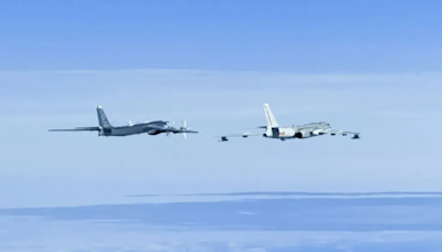 解放軍轟6首次飛入阿拉斯加防空識別區 美軍升空攔截 - 兩岸