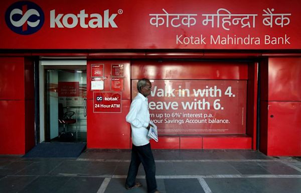 India Kotak Mahindra Bank's Q1 net profit jumps 81% in April-June