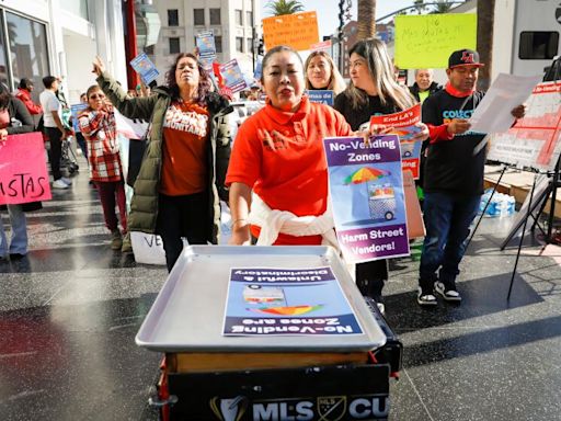 In a win for street vendors, L.A. agrees to lift restrictions and cancel fines