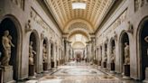 Los Museos del Vaticano exhibirán las vestimentas que usaron San Pedro y San Juan | Mundo