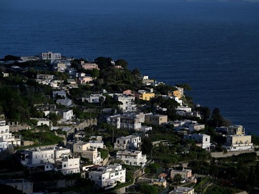 Italy's Capri lifts tourist ban as water shortage resolved