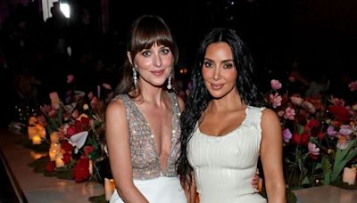 Kim Kardashian, Katy Perry, Salma Hayek, Julianne Moore y más famosas juntas: un escándalo