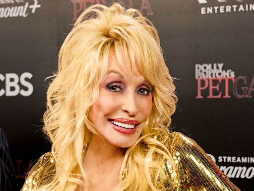 Dolly Parton's surprising blood relation to famous singer revealed