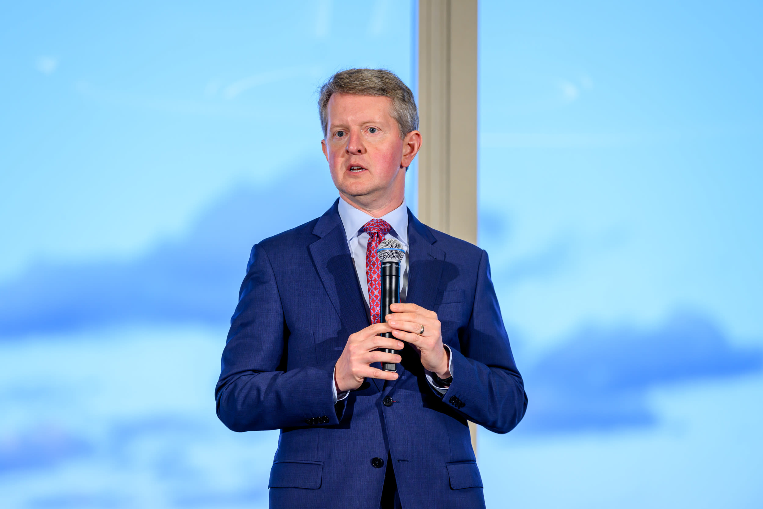 Why 'Jeopardy!' fans are calling out host Ken Jennings