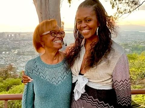 Michelle Obama's mother, Marian Lois Shields Robinson, dies at 86