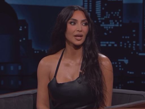 Kim Kardashian esclarece alguns boatos e revela se tem 6 dedos nos pés