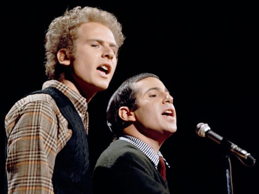 Art Garfunkel: ‘I miss Paul Simon – I’d love to sing with him again’