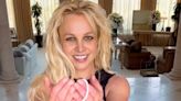 Britney Spears reemplaza su anillo de bodas con una pieza de joyería barata