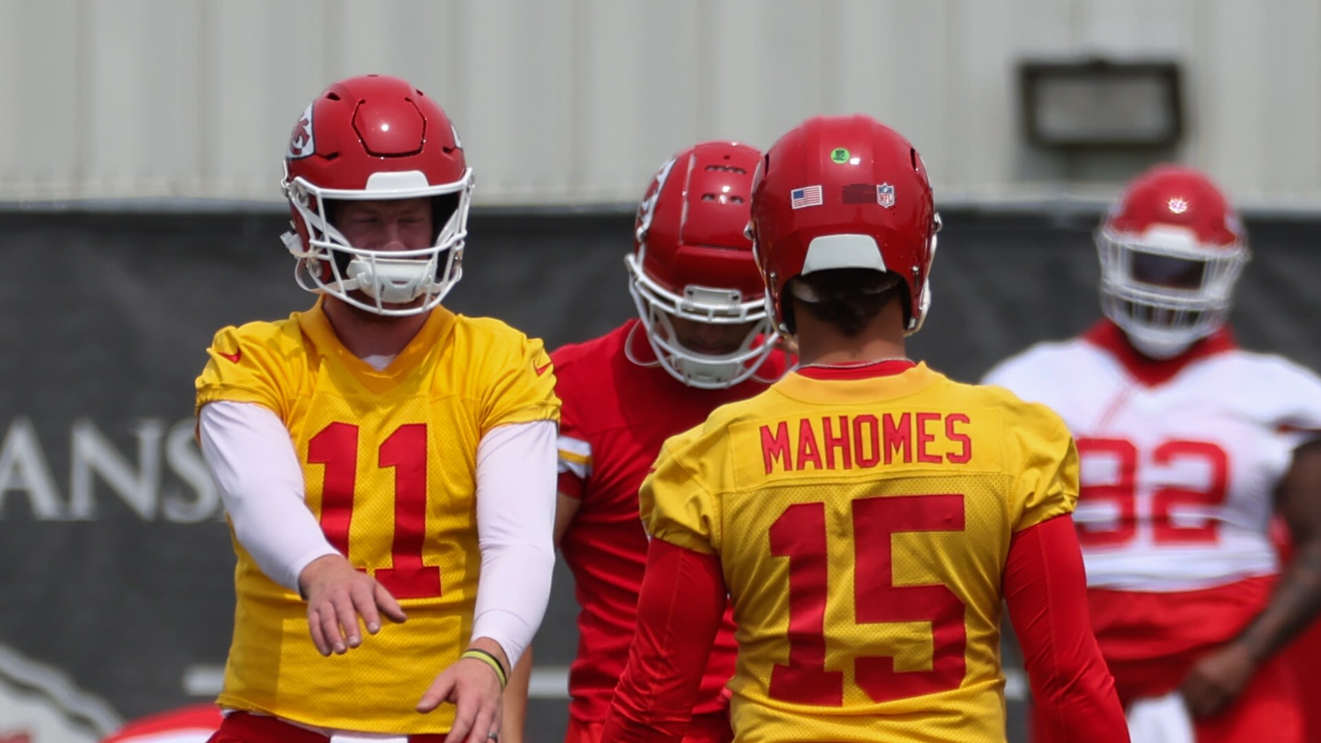 Carson Wentz: I'll find any way I can to help Patrick Mahomes