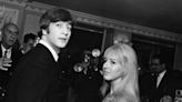 Fact Check: Posts Say Paul McCartney Returned Love Letters to John Lennon's Former Wife After She Sold Them. Here's What We...