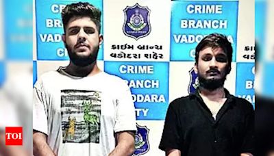 Bootleggers caught in movie theatre | Vadodara News - Times of India