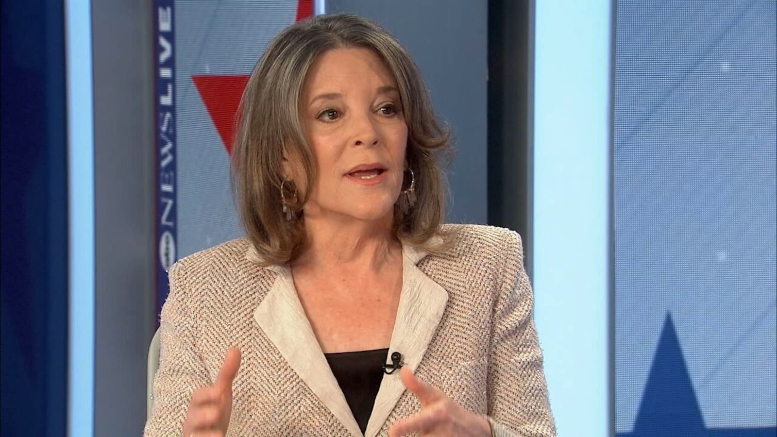 Marianne Williamson blasts top Democrats amid concerns over Biden's age, cognitive health