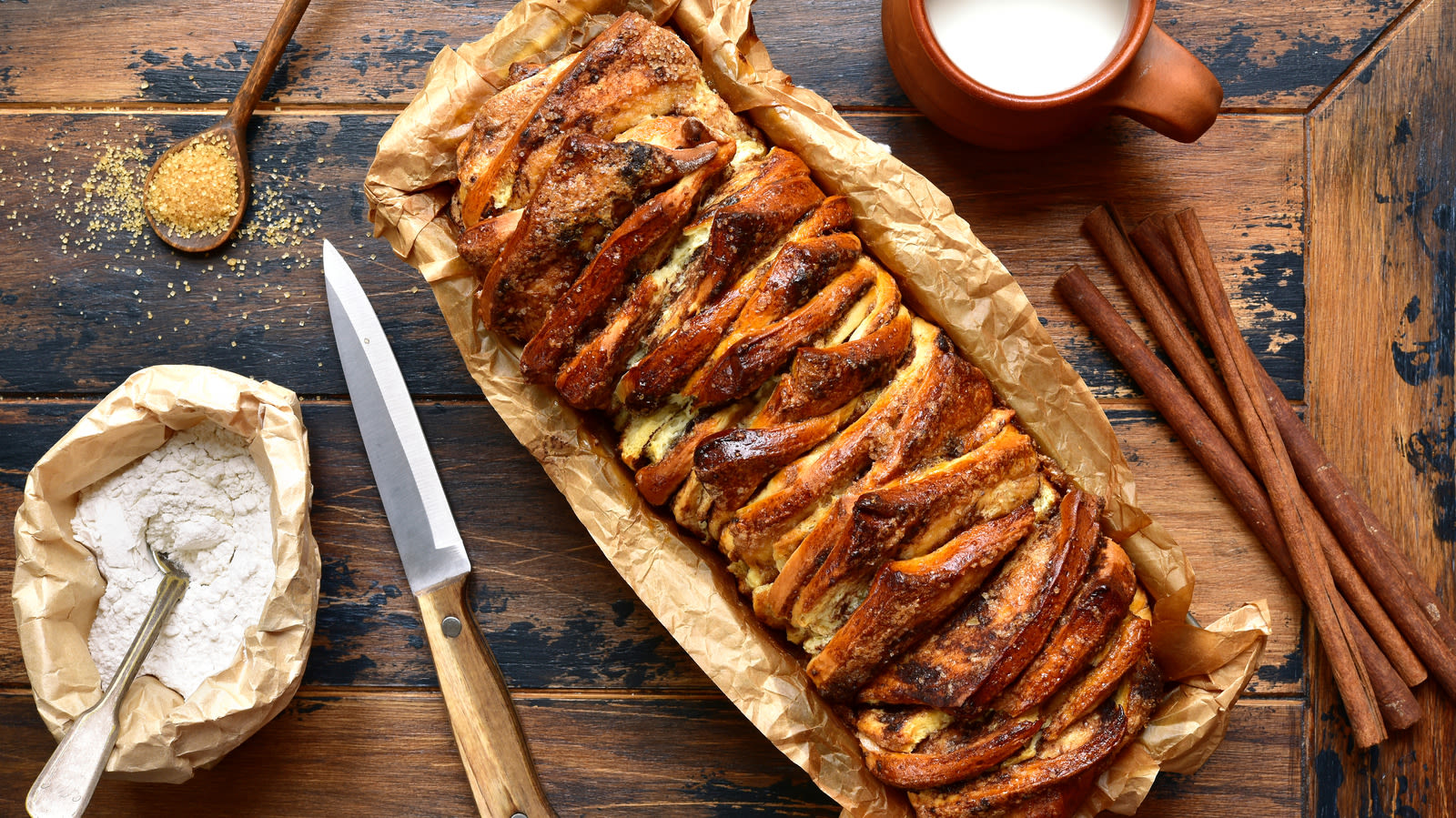 Turn Canned Cinnamon Rolls Into A Pull-Apart Loaf For An Elevated Brunch Dish