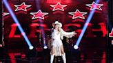 Karen Waldrup's more than 'alright' in final performances last night on 'The Voice'