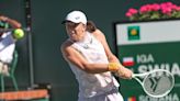 Iga Swiatek cruises into semifinals, wins 10th straight at Indian Wells