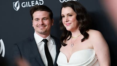 Melanie Lynskey Says Jason Ritter’s Proposal Was “So Confusing” She Didn’t Know She Was Engaged
