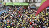 "Somos de Cangas de Onís, nos vamos para Madrid", el grito de los cangueses para el Grand Prix