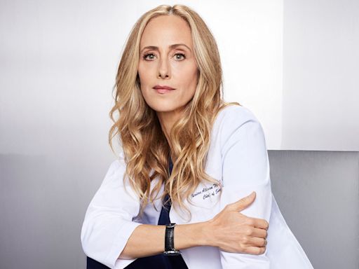 'Grey’s Anatomy' Star Kim Raver Reflects on ‘Incredible’ Opportunity to Shadow Female Directors on Set