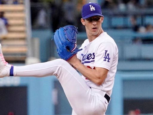 Se espera que Walker Buehler regrese de una cirugía de codo el lunes