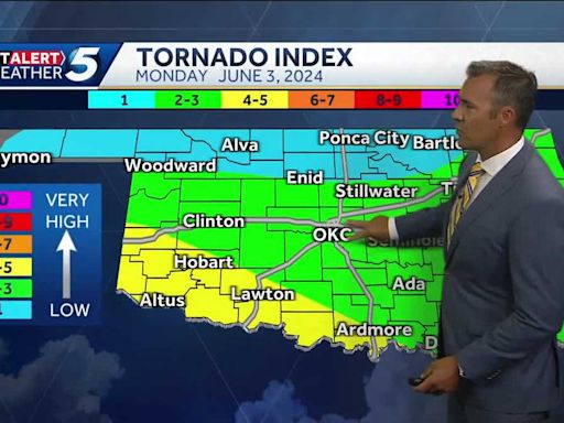 TIMELINE: Oklahoma to see waves of storms with risk of hail, tornadoes and strong winds