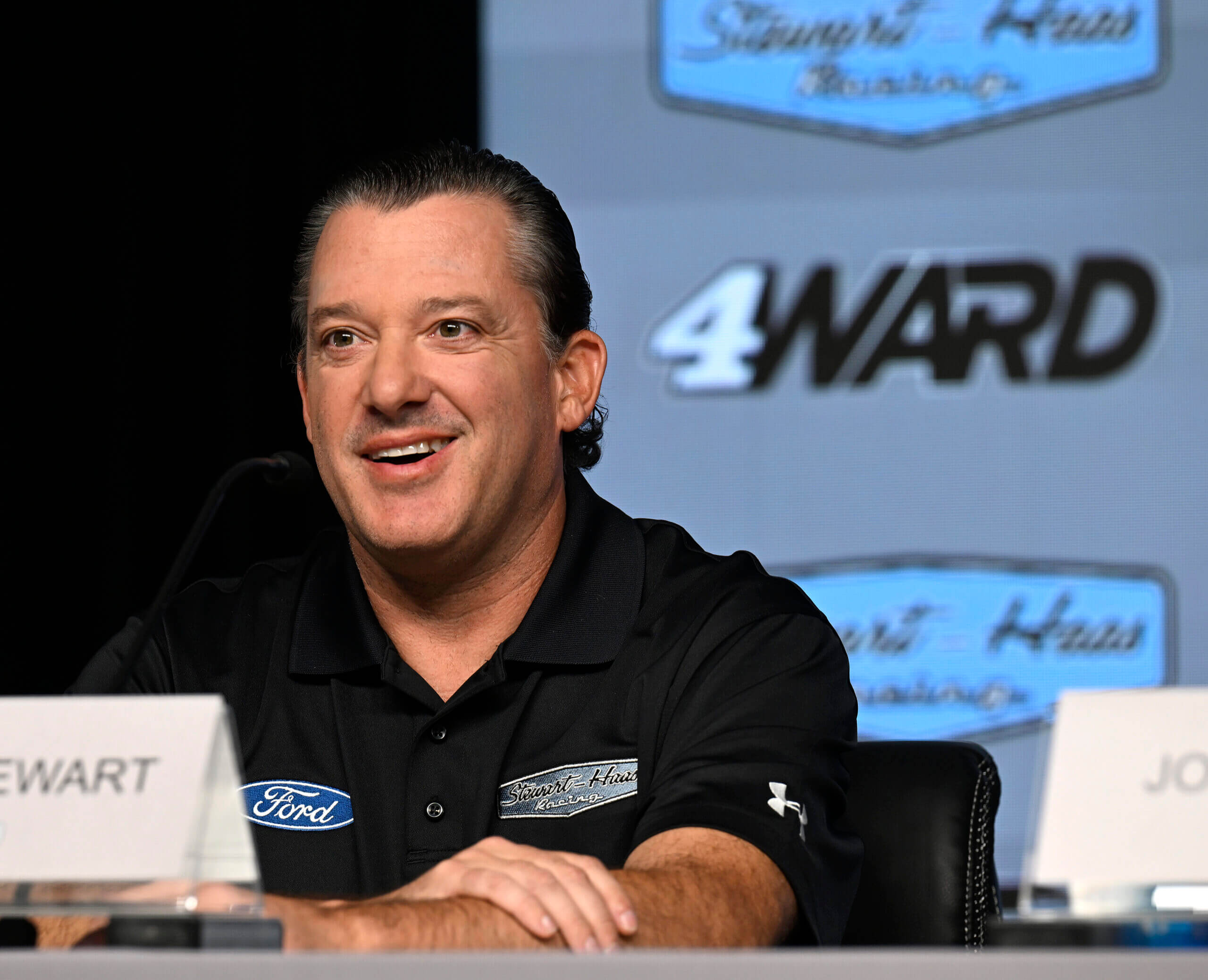 Stewart-Haas Racing to shut down at end of season
