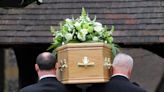 Average cost of funeral decreases over a year, report finds
