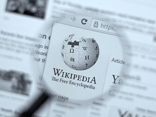 'Trump bad, Obama good.' Wikipedia's bias EXPOSED, and how it hits you