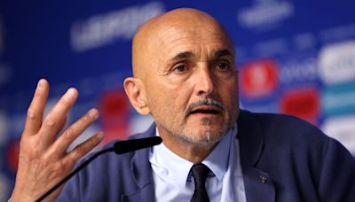 Italy boss Spalletti apologises after bizarre rant