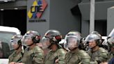 Comunidade internacional deve pressionar Venezuela, mas sem aplicar novas sanções, dizem analistas