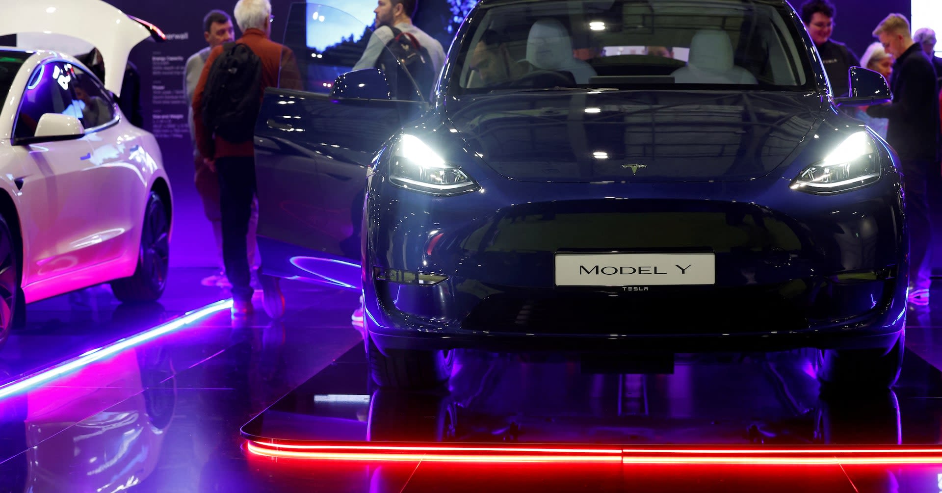 Tesla slashes Model Y production in Shanghai, data shows