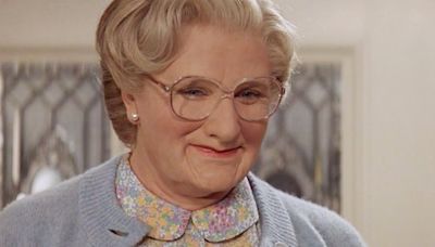 'Mrs. Doubtfire' musical opens in SF today to anticipation and criticism