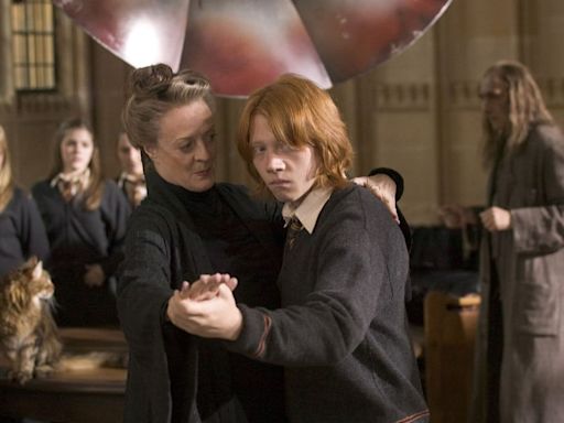 El emotivo detalle de Rupert Grint con Maggie Smith tras su muerte: "Con el corazón roto"