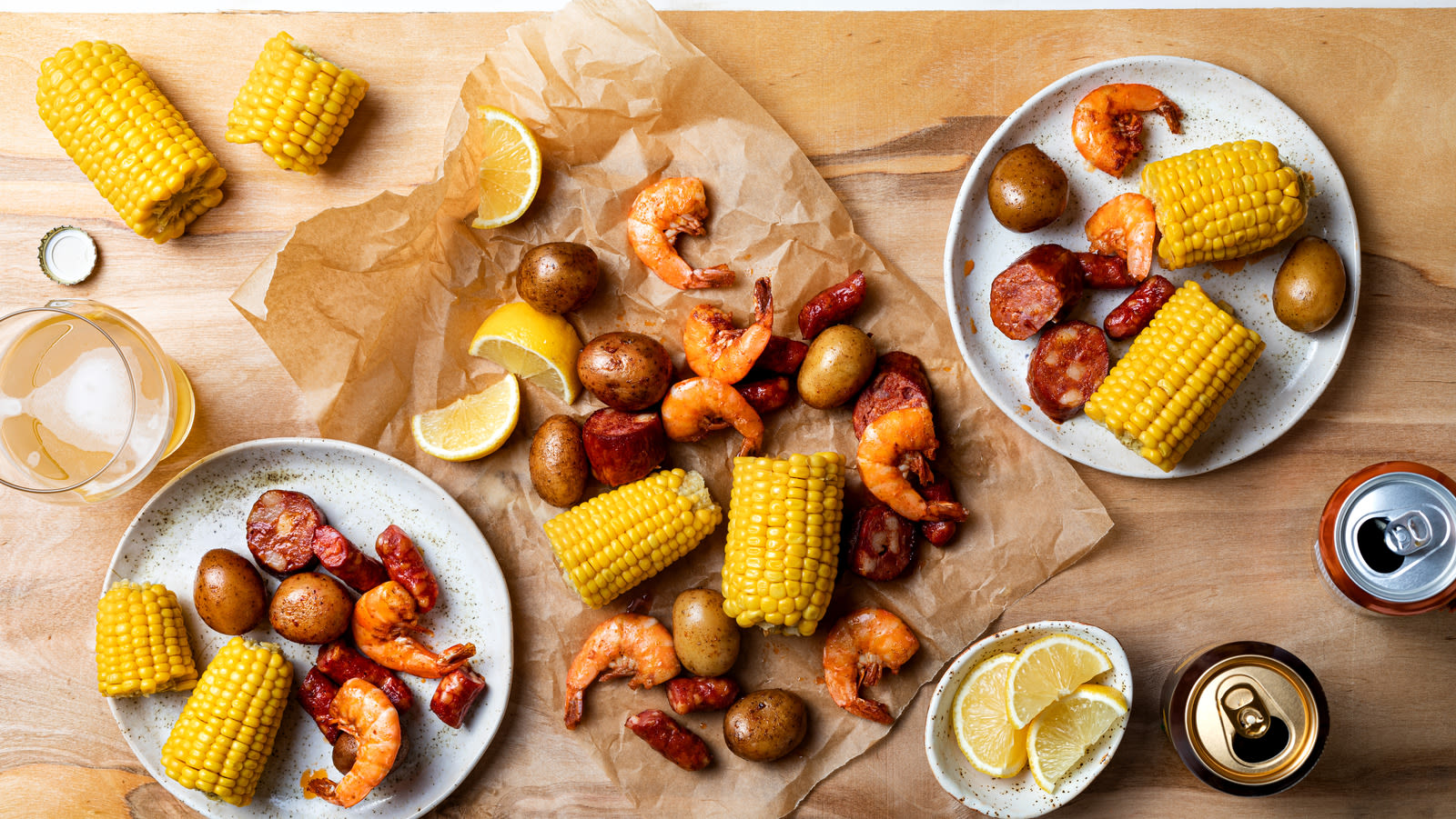 The Perfect Alcohol Pairing For Your Next Seafood Boil, According To An Expert