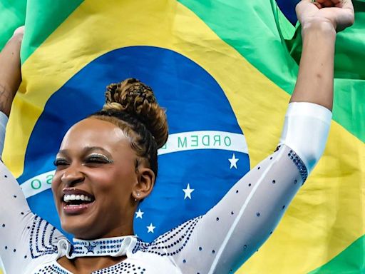 Rebeca se compara a Senna e se emociona com Viola Davis