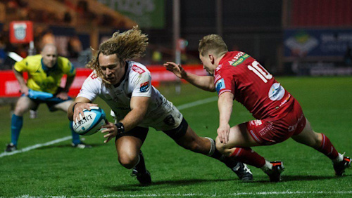 Kok hat-trick helps Sharks edge Scarlets