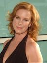 Elizabeth Perkins