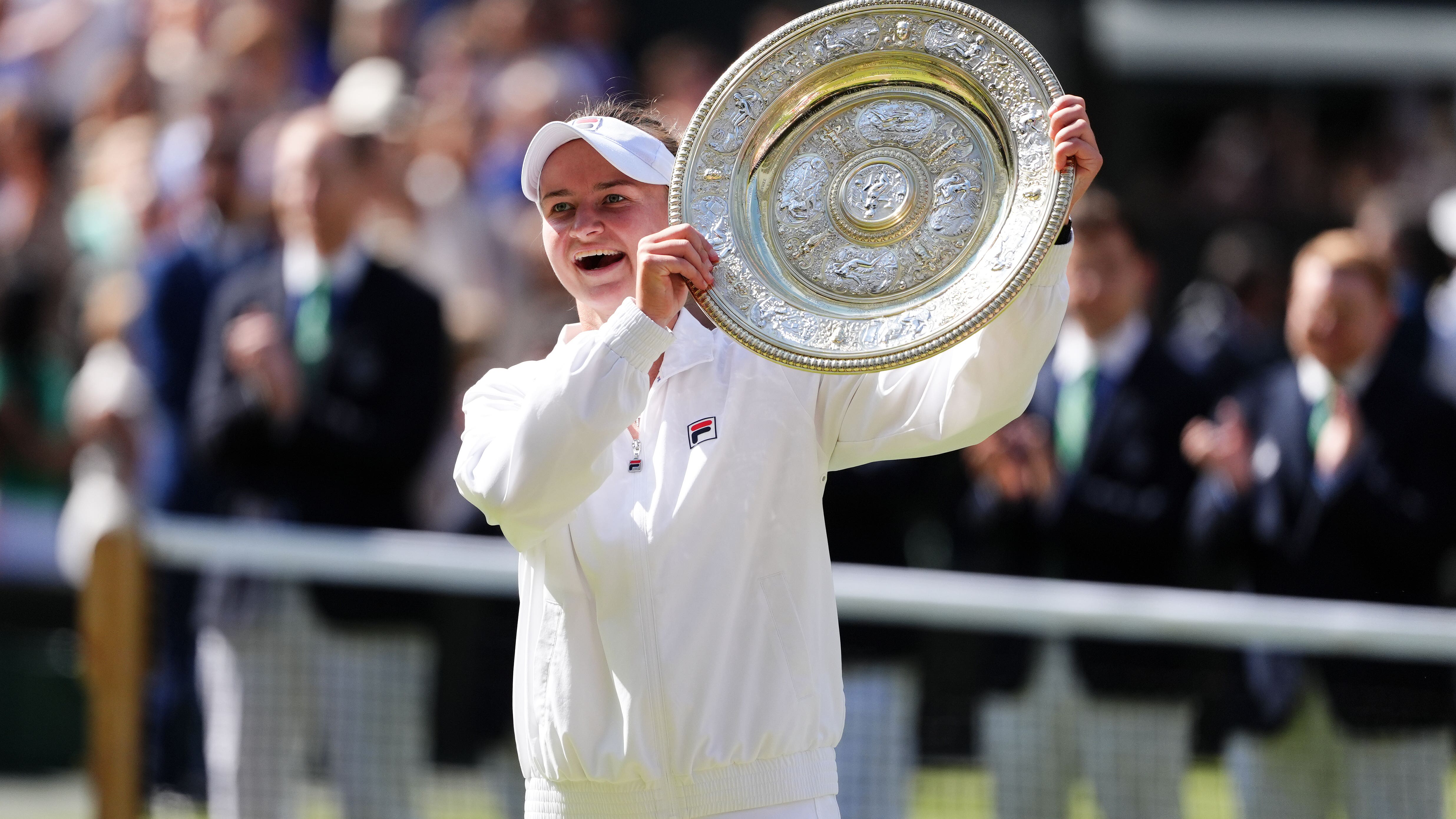 Barbora Krejcikova holds off Jasmine Paolini fightback to win Wimbledon title
