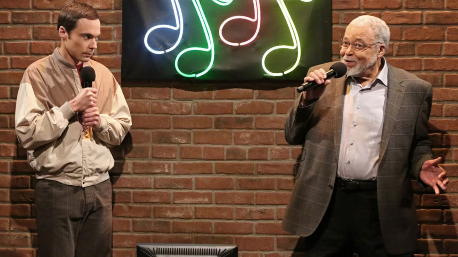 James Earl Jones Met A Fellow Star Wars Legend On The Big Bang Theory Set - SlashFilm