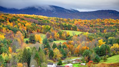 USA Today released list of country's best fall foliage destinations, including one in MA