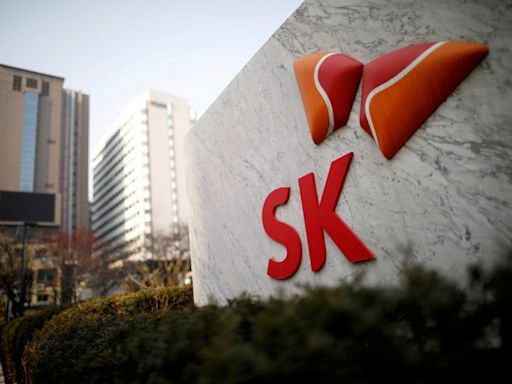 South Korea's SK Hynix to invest $75 billion by 2028 in AI, chips