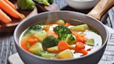 Receta fácil para hacer la sopa de verduras casera más exquisita - La Tercera