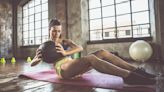I tried Kayla Itsines’ 9-move arms and abs workout — and the results surprised me