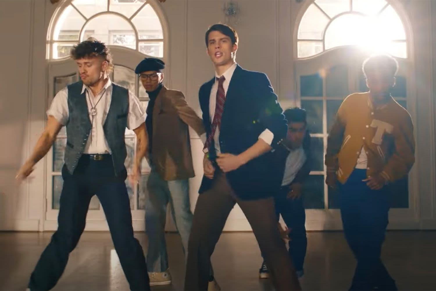 'The Idea of You' fake boy band August Moon now has a very real music video