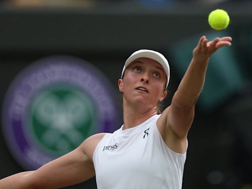 Las pesadillas de Swiatek sobre hierba continúan en Wimbledon ante Putintseva