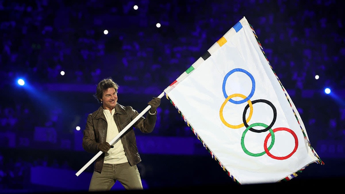 Tom Cruise dives into Paris Olympics closing ceremony in jaw-dropping stunt