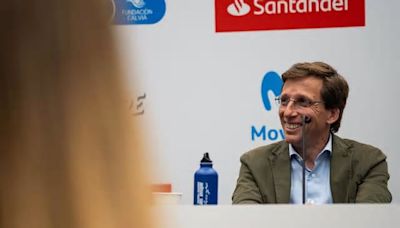 Almeida, sobre el Estadio de Vallecas: "Buscaremos la mejor solución para el Rayo y su afición"