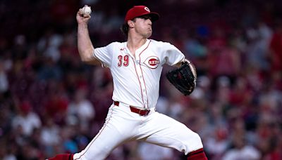 Red Sox acquire righty reliever Lucas Sims in trade with Reds