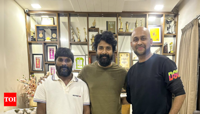 Sivakarthikeyan meets 'Maharaja' director Nithilan Swaminathan! | Tamil Movie News - Times of India