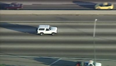 Infamous OJ Simpson chase 30 years ago overshadowed sports history in real time