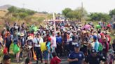 Pueblos de los Valles Centrales de Oaxaca rechazan ingreso de 300 extranjeros del Viacrucis del Migrante